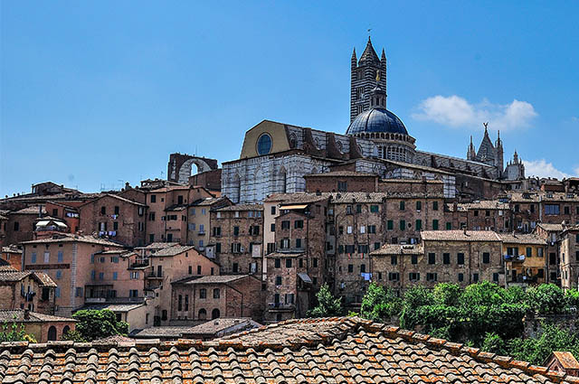 Siena widok na Cattedrale di Santa Maria Assunta